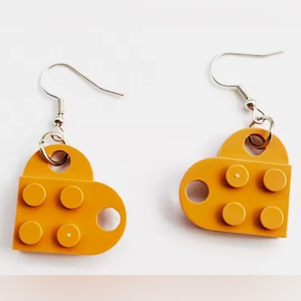 LEGO - Heart Style LEGO dangle earrings set - NWT - Yellow Orange